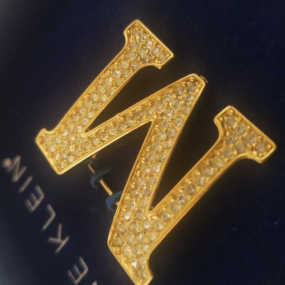Anne Klein Gold-tone Initial 'M' Monogram Brooch with Box